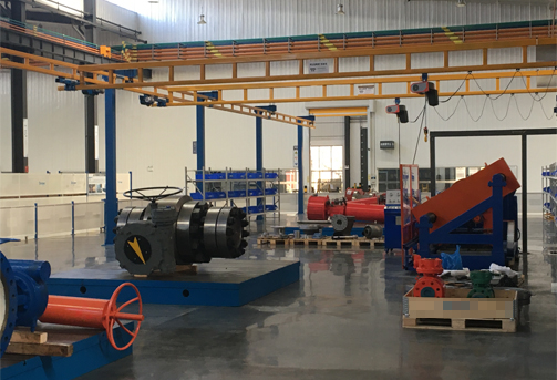 自立起重机在工业控制阀制造中的应用